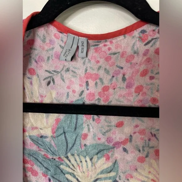 Anthropologie Louise Floral Kimono One Size Boho Coastal Vacation - Picture 5 of 8